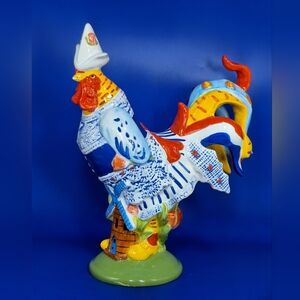 Poultry in Motion "Let's go Dutch" figurine